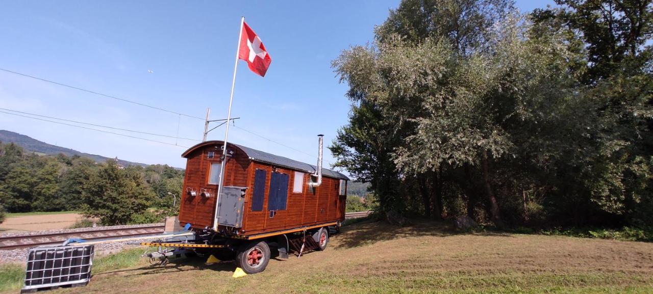 Autarkes Tiny House Mit Rheinblick Apartment Rumikon Exterior photo